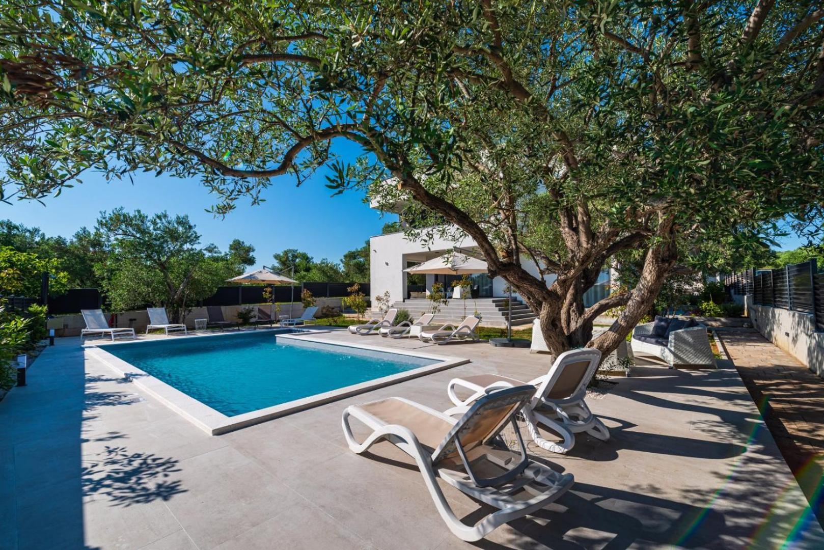 Crowonder Sun Dance Apartments With Heated Swimming Pool Seaview And Garden Свети-Филип-и-Яков Экстерьер фото